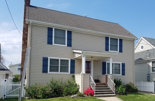 Wall House | 1/2 Block to Beach- Spring Lake Border- Fall/Winter Weekends available