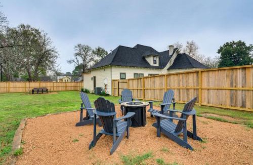 Brenham House | 1/2 Mi to Downtown Shops: Brenham Home w/Fire Pit