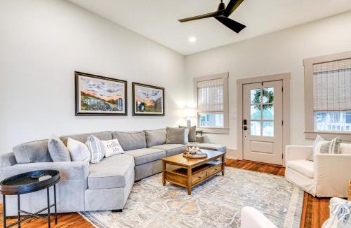 Brenham House | 1/2 Mi to Downtown Shops: Brenham Home w/Fire Pit