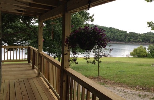 Cassville House | 1,400 sf Lakefront Home with Nearby Boat Ramp & Marina