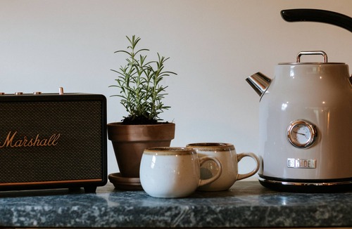 Mount Tremper Apartment | 1.5 Bedroom Suite with Den