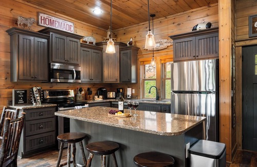 Gatlinburg Cabin | 1.5 MI To Downtown! Luxury Lodge Spectacular Views From 3 Huge Covered Decks!