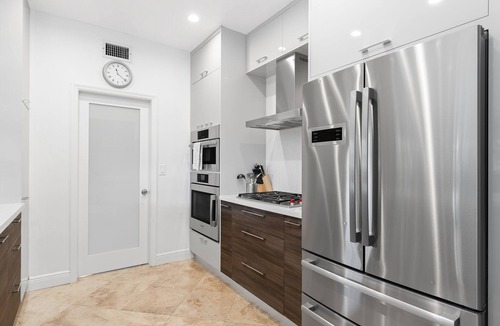 Oakland Park House | 1.5 MILES FROM BEACH WITH HEATED POOL