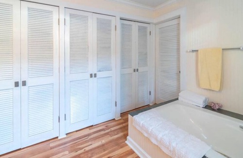 Alta Vista House | 1. Bahia Bungalow near Downtown, Lido & Siesta Key #1