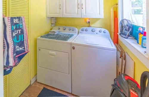Alta Vista House | 1. Bahia Bungalow near Downtown, Lido & Siesta Key #1