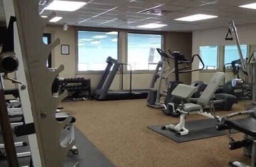 Kimberling City Condo | 1 - BD Economy Suite Walk-in Level 211