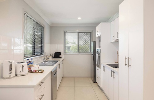 Rocklea Apartment | 1 Bdr Apt! Garage! Balcony! GST Credits! 121D1