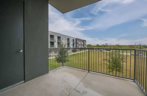 Pflugerville Apartment | 1 bdr Suite w/pool, workspace, 17mins from Domain