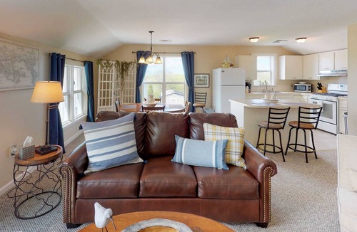 Skaneateles Apartment | 1 Bdrm Pet friendly Rental/Walkable to Village