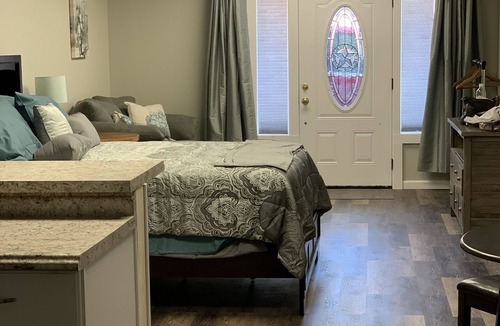 Hemphill Apartment | 1 bed/1 bath apartment downtown Hemphill Side A