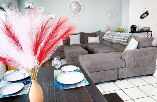 El Paso House | 1 Bed 1 Bath Craven Cottage at Hillside with Wifi, AC & 4K Smart TV