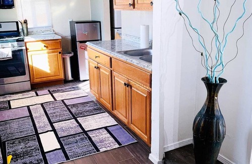 El Paso House | 1 Bed 1 Bath Craven Cottage at Hillside with Wifi, AC & 4K Smart TV