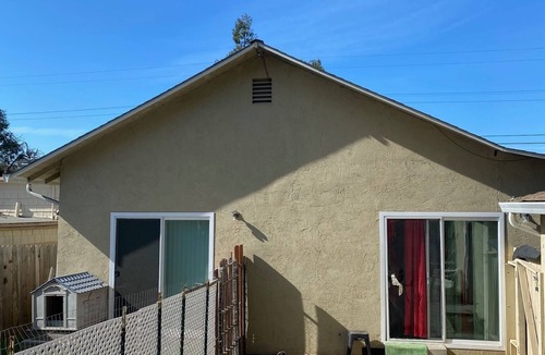 Vallejo Apartment | 1 Bed 1 Bath in side by side Duplex