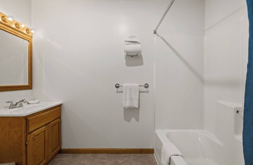 Moorcroft Apartment | 1 bed, 1 bath, Studio Apt #8 in Moorcroft Wyoming