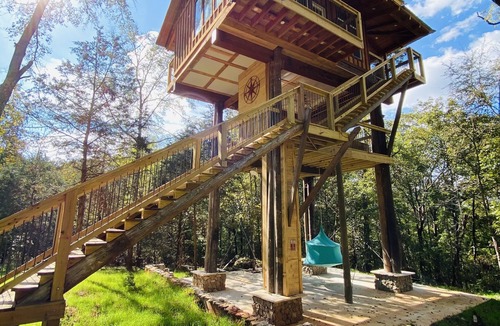 Jackson House | 1 bed 1 bath Treehouse called the Firetower