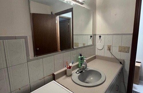 Windsor House | 1 Bed, 1 Wash, Wide kitchen & Dining, Big windows