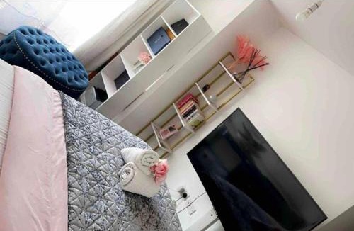 Dartford Apartment | 1 Bed Apartment Sleeps 2 - Free Parking