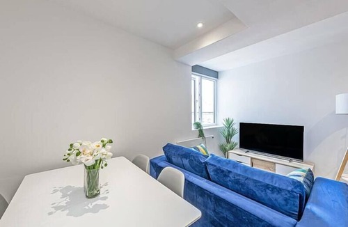 Preston Apartment | 1 Bed Apt near Winkley Square