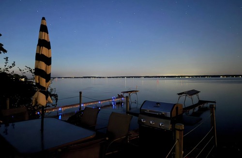 Town of Benton Cottage | 1 bed/ba lakeside cottage, large deck, west side of Seneca Lake. Pet Friendly!