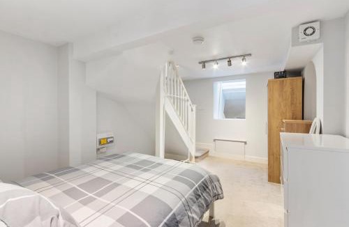 Barbican Apartment | 1 bed Barbican Duplex pad