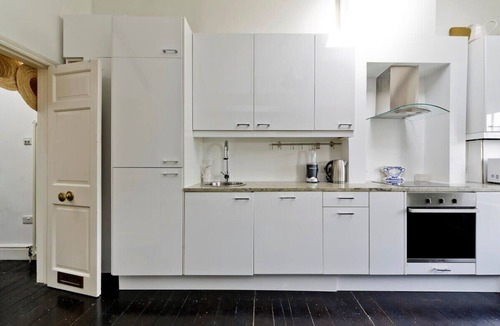 North Kensington Apartment | 1 Bed Bohemian Loft Style Apt