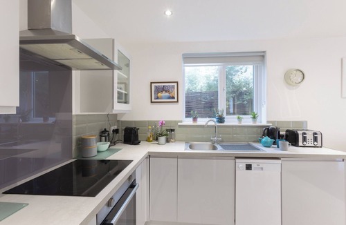 Bude Ski Chalet | 1 Bed Chalet in Bude - Parking & Wifi