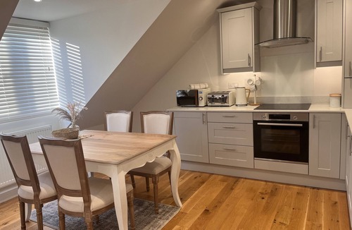 Abingdon Apartment | 1 bed cosy apartment