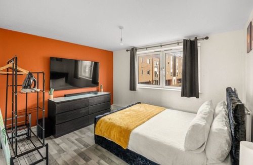 Cray Valley East Apartment | 1 Bed Flat Free Parking Central Location