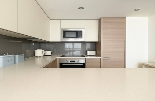 Whittington Apartment | 1 Bed Flat in Colindale