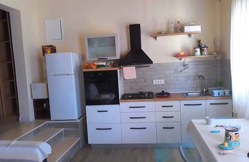 Zubovici Apartment | 1 Bed Flat - Sleeps 2 - Parking - Wifi