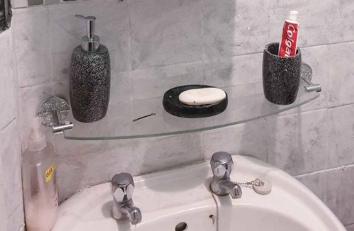 St. Andrew's House | 1 Bed Flat - Sleeps 3 - Garden