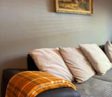 Elmbridge Apartment | 1 Bed Flat - Walton-on-Thames