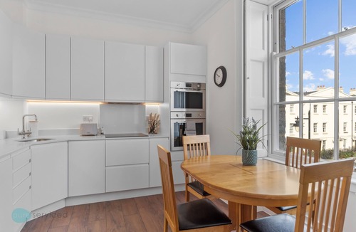 Devonport Apartment | 1 Bed- Frobisher By Pureserviced