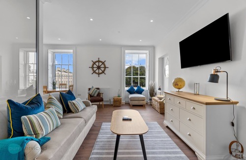 Devonport Apartment | 1 Bed- Frobisher By Pureserviced