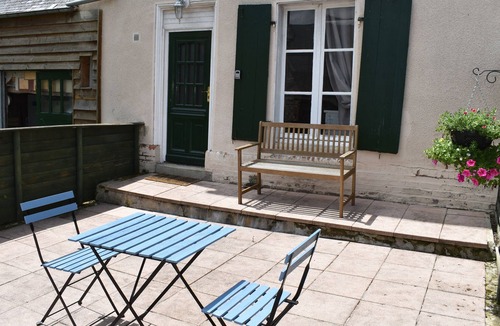 Le Neufbourg House | 1 Bed Gite (1km from Mortain)