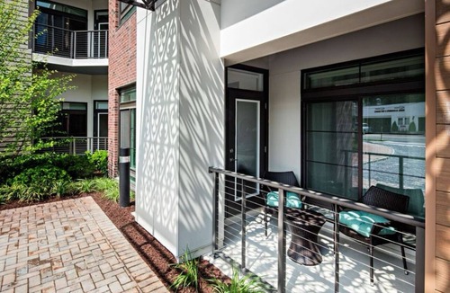 Kings Point Apartment | 1 bed Great Neck Apt