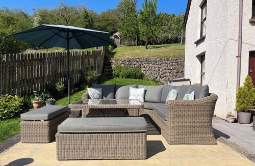 Lynton House | 1-Bed House - Garden, Pet Allowed, Parking