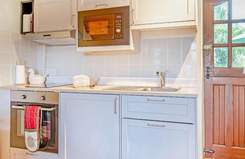 Abergavenny House | 1 Bed in Abergavenny oc-bn113