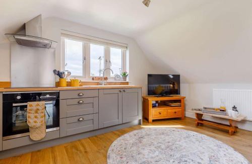 Hereford House | 1 Bed in Allensmore 83703