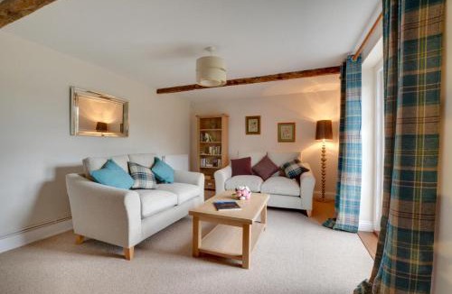 Barham House | 1 Bed in Barham oc-ct024