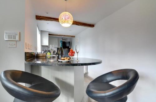 Barham House | 1 Bed in Barham oc-ct024