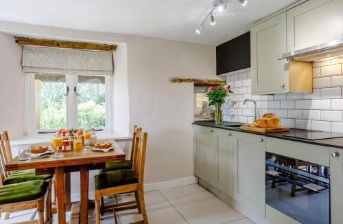 Bedford House | 1 Bed in Bedford 79095