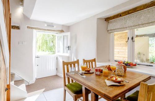 Bedford House | 1 Bed in Bedford 79095