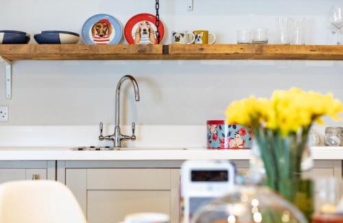 Charlestown Apartment | 1 Bed in Charlestown 42194