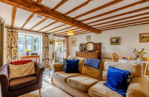 Rendcomb House | 1 Bed in Chedworth oc-o30916