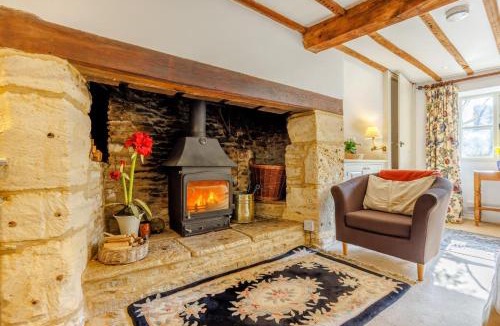 Rendcomb House | 1 Bed in Chedworth oc-o30916