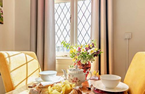 Cleobury Mortimer House | 1 Bed in Cleobury Mortimer 82957