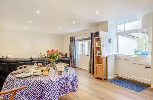 Eye House | 1 Bed in Eye oc-tch1