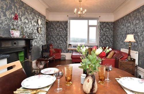 Goodwick House | 1 Bed in Goodwick FB158