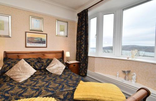 Goodwick House | 1 Bed in Goodwick FB158